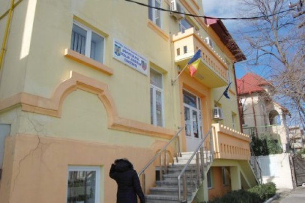 ISJ Constanţa organizează mai multe competiţii şcolare